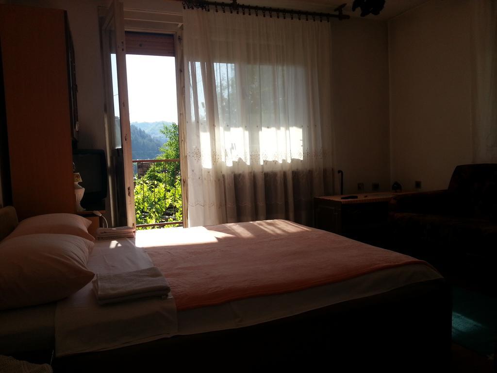 Guest House Konjic Rom bilde